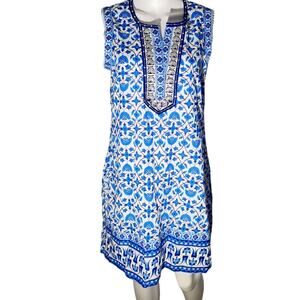 srishti blue and white embroidered shift dress